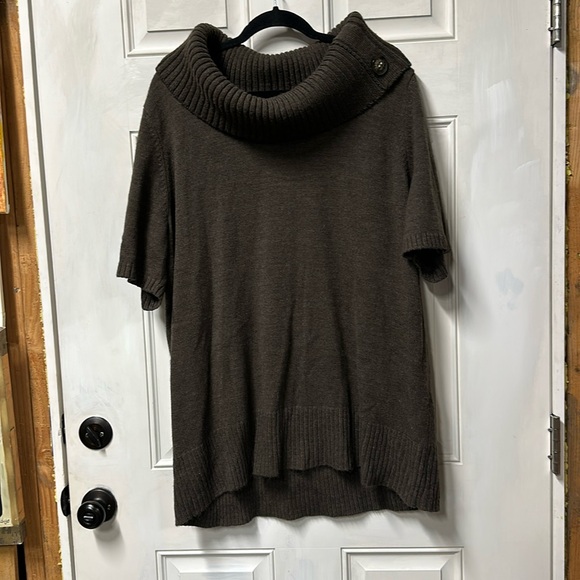 3X dark brown super soft wide collared neck short sleeved sweater - Picture 1 of 6